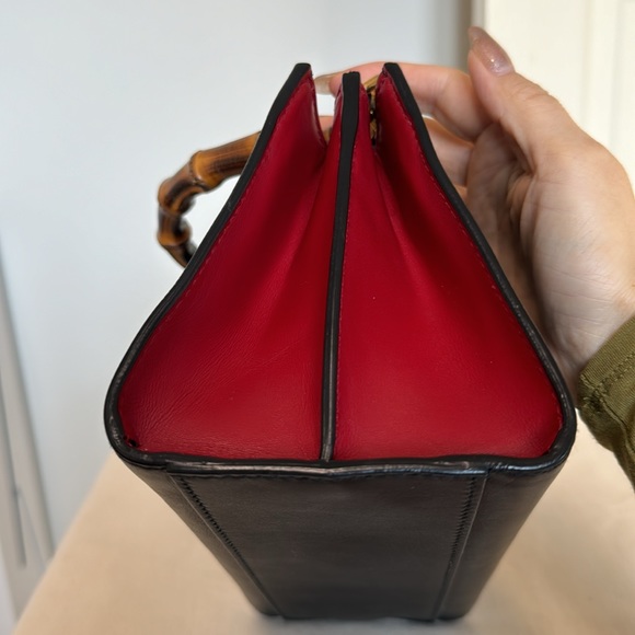 - Authentic Gucci bag - Picture 7 of 16